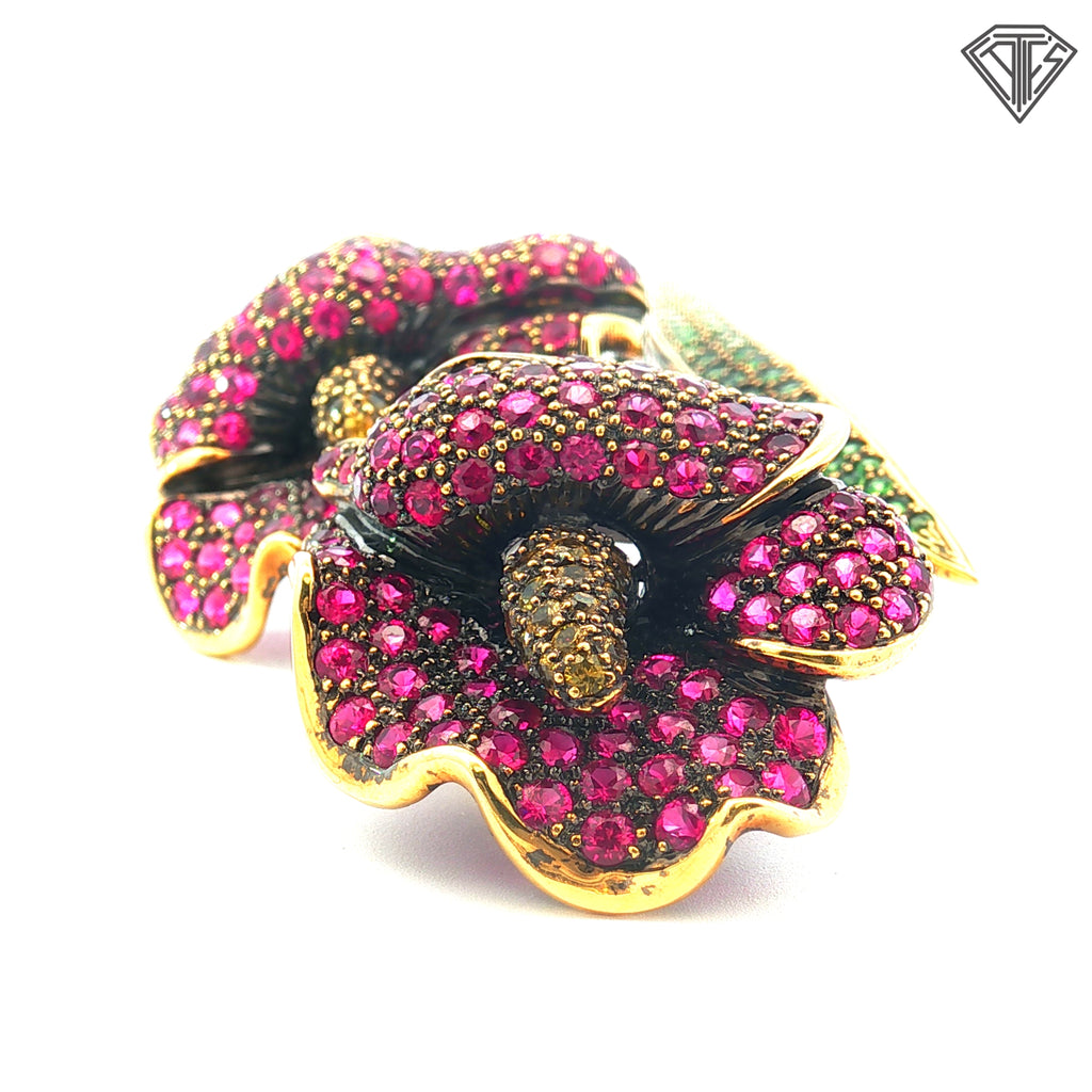 18k Yellow Gold 6-8ct in Round Gems /Tsavorite, Yellow Sapphires and Rubies Cala Lily Pin/ Brooch