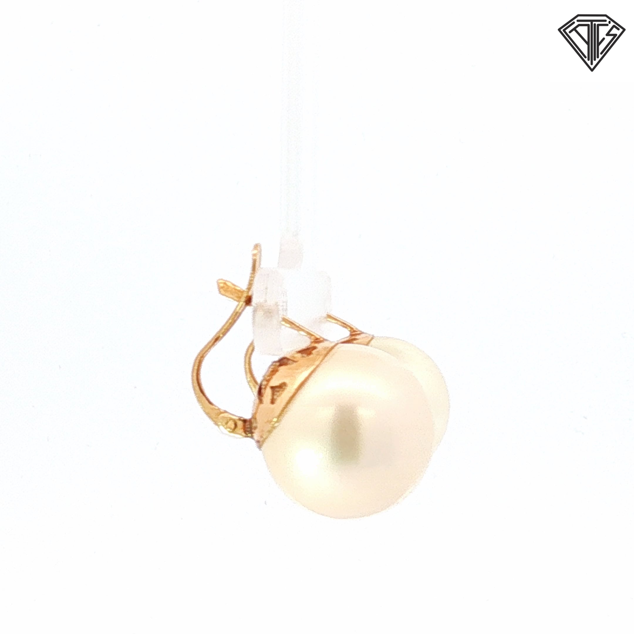 14k Yellow Gold Large Cultured Fresh Water Pearl Lever Back Earrings Vintage 15 mm 13.3 gram
