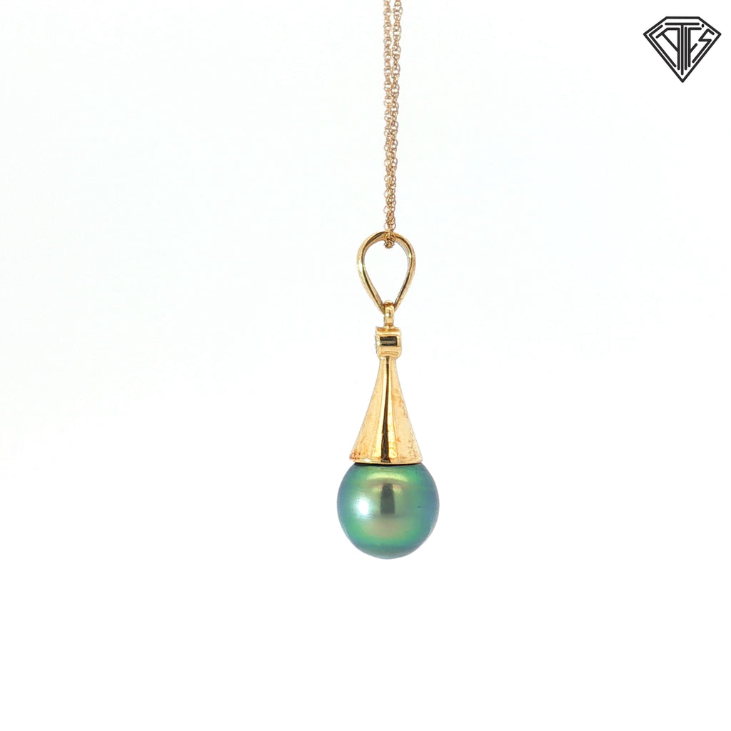 14k Yellow Gold .03ct G SI1 Round Diamond with 9mm Tahitian Pearl Drop Pendant