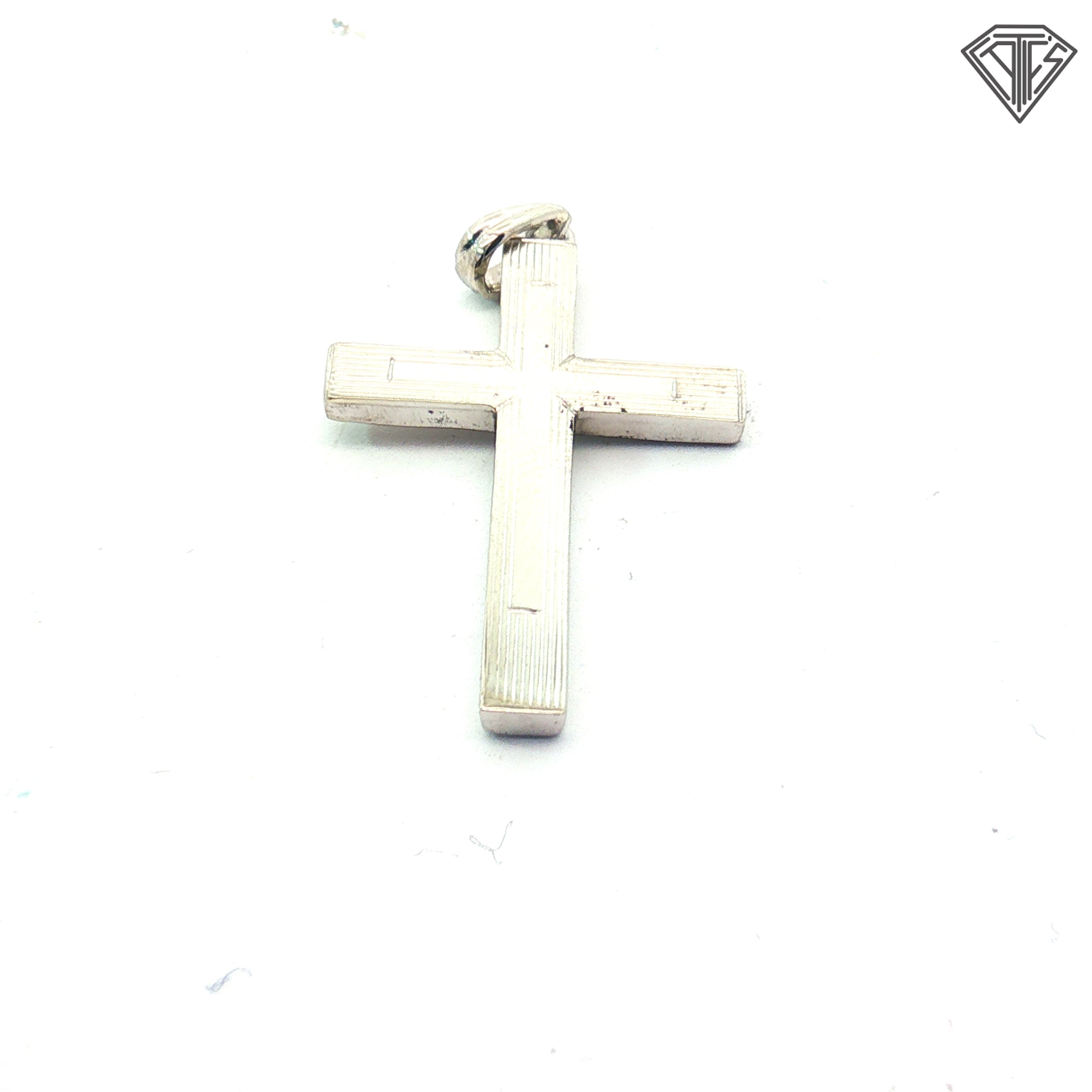 14k White Gold Cross Pendant  .09 gram