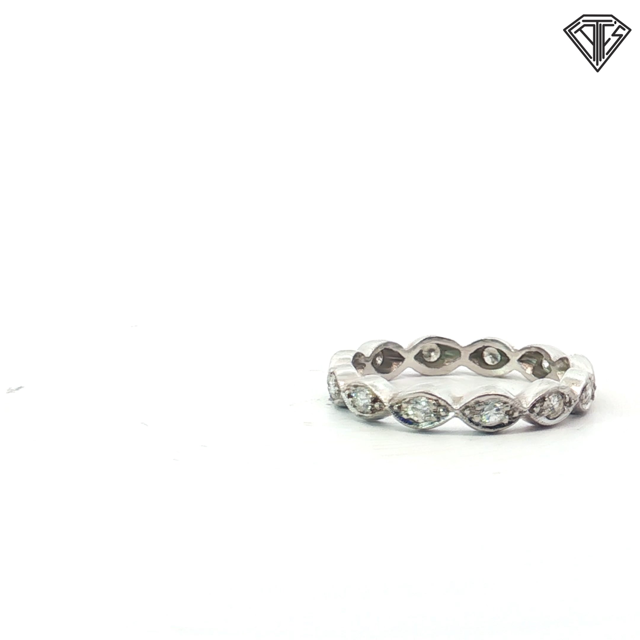Platinum Vintage .30ct F VS2 Round Diamond Eternity Band Size 7