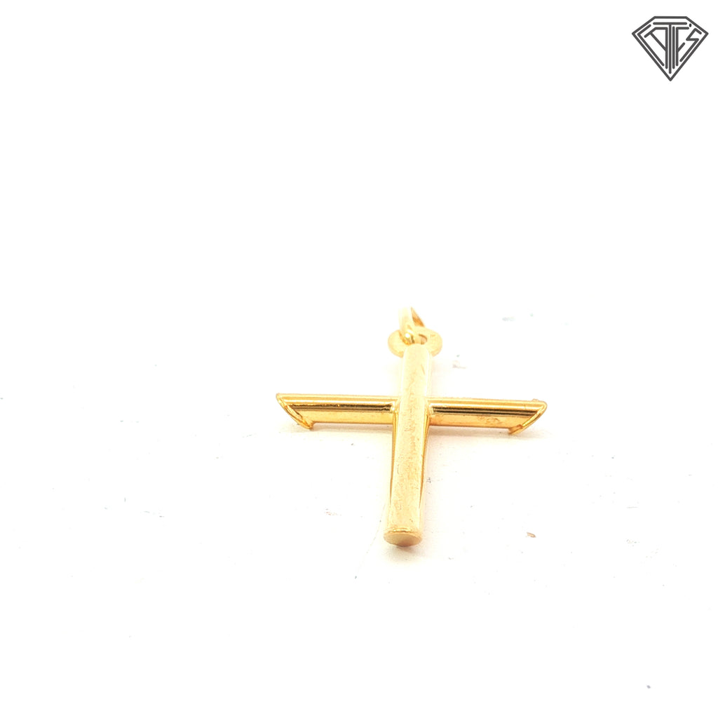14k Yellow Gold Cross Pendant .90 gram 1"inch