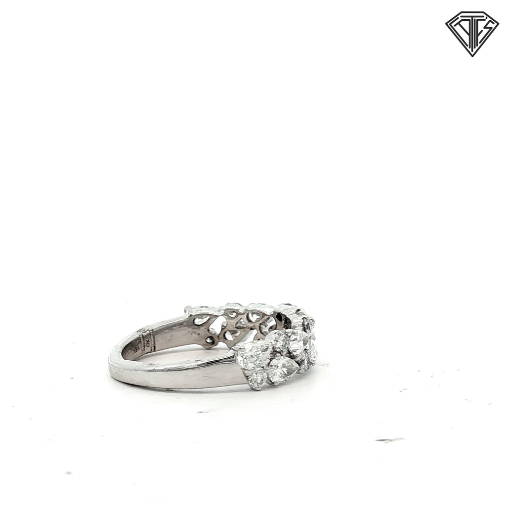18k White Gold 1.25ct F/G VS2 Pear and Round Diamond Design By Monique Lhuiller Bliss Ring Size 6.5