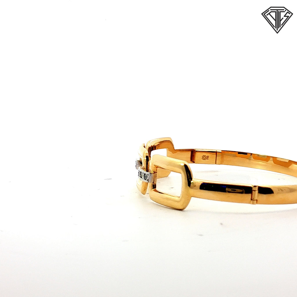 18k Yellow Gold .15ct G SI1 Round Diamond Bangle Bracelet 18.6 gram
