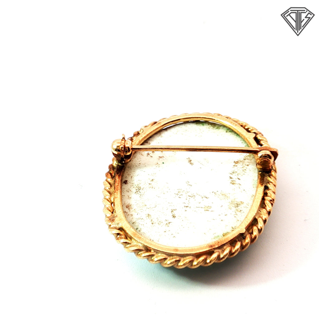 12k Yellow Gold Vintage Victorian Style Porcelain Hand Painted Brooch Set in a Twisted Rope Frame