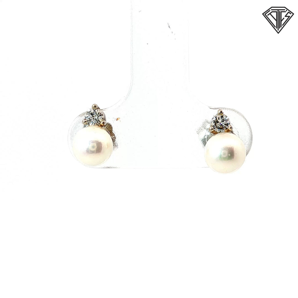 14k White Gold .10ct G SI1 Round Diamond / Pearl 6mm Stud Earrings