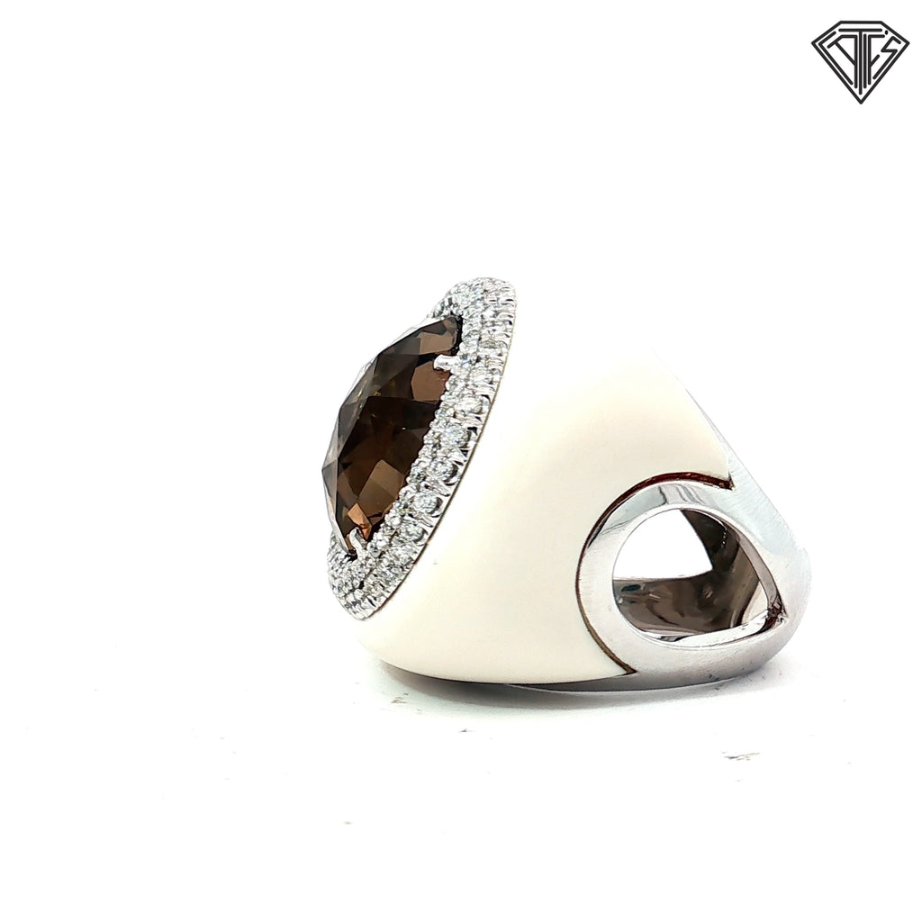 18k White Gold 1.00ct F VS2 Round Diamond/ Round Smokey Topaz 18mm / White Agate Ring 38.3 gram Size 7