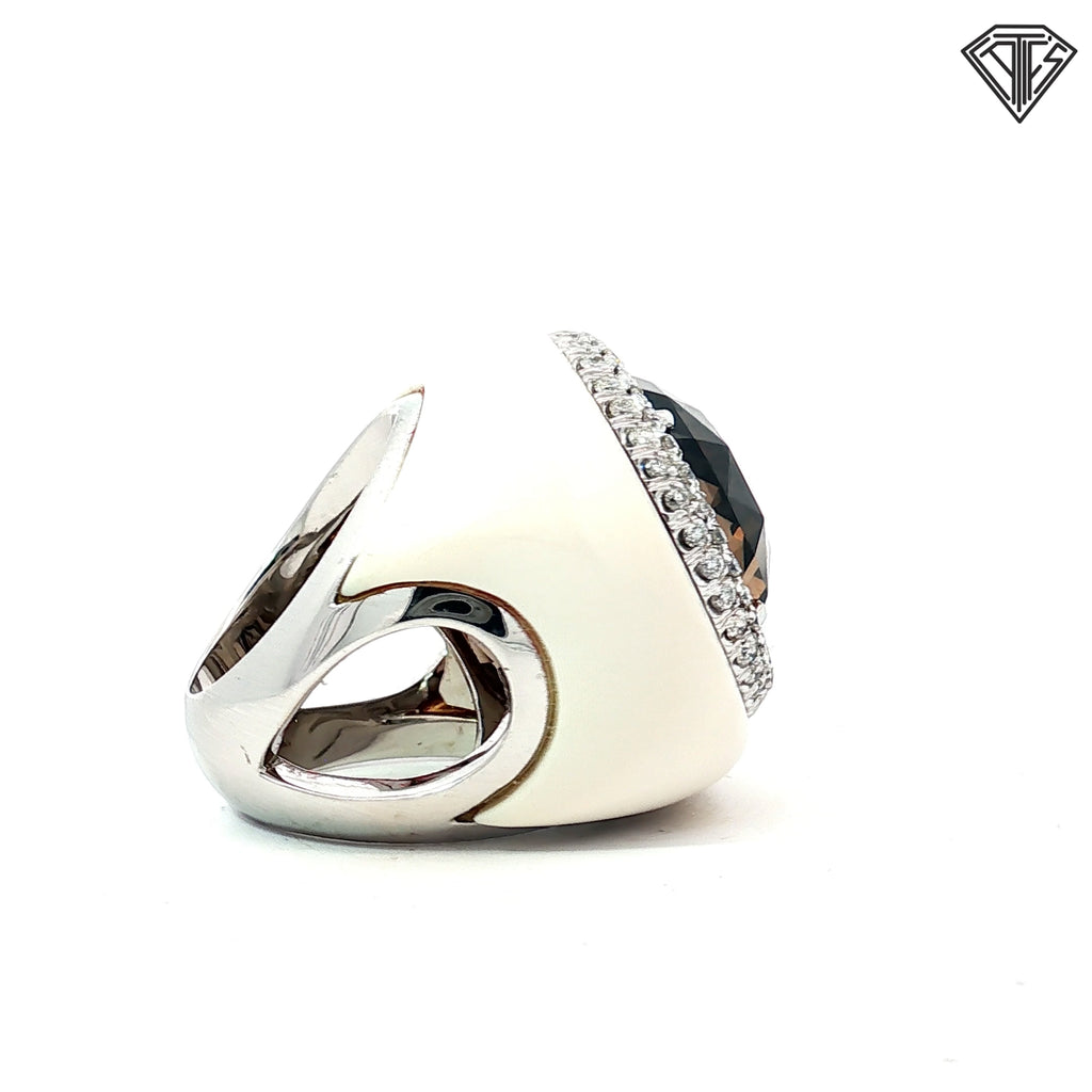 18k White Gold 1.00ct F VS2 Round Diamond/ Round Smokey Topaz 18mm / White Agate Ring 38.3 gram Size 7