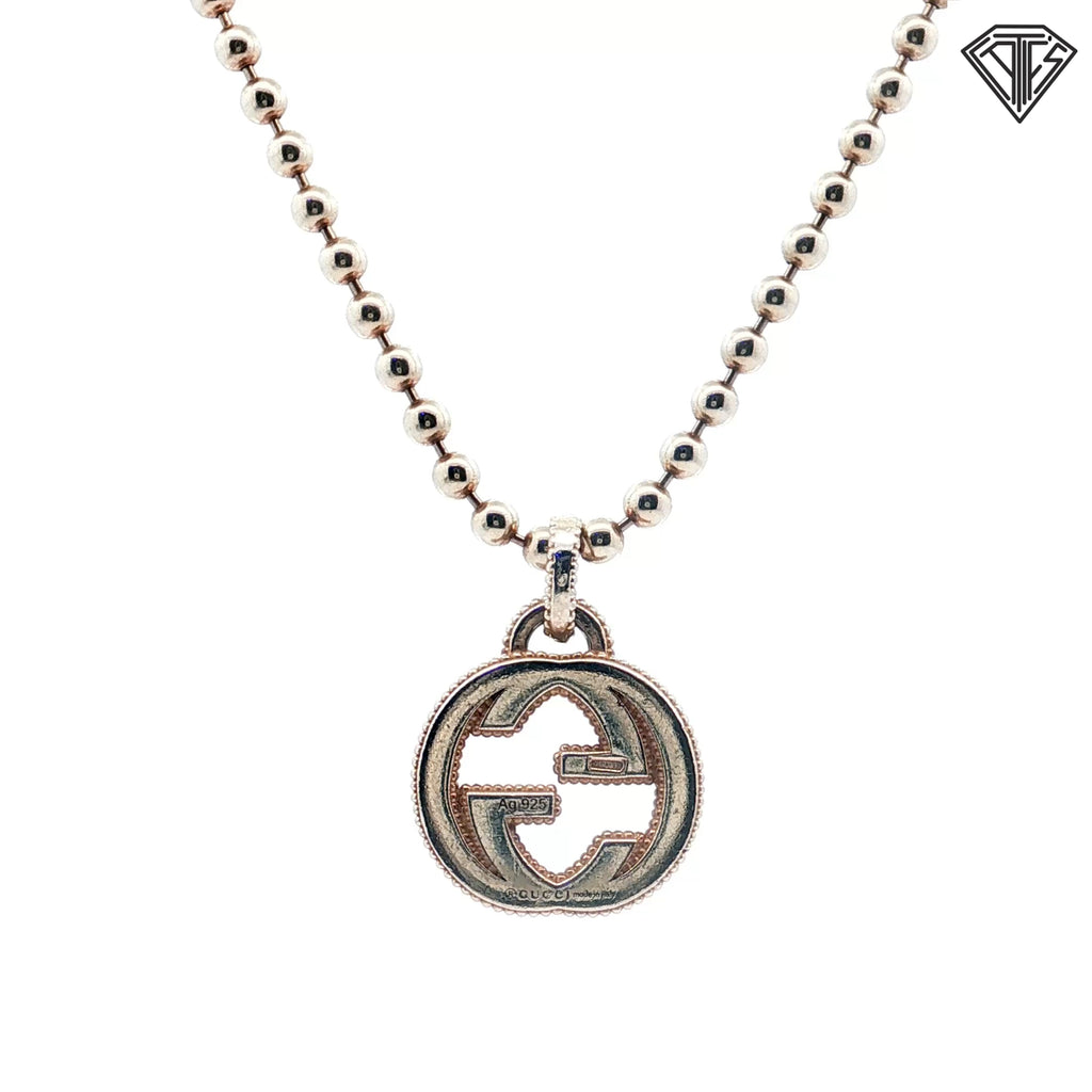 Pre-Loved Gucci Sterling Silver Interlocking GG Logo necklace