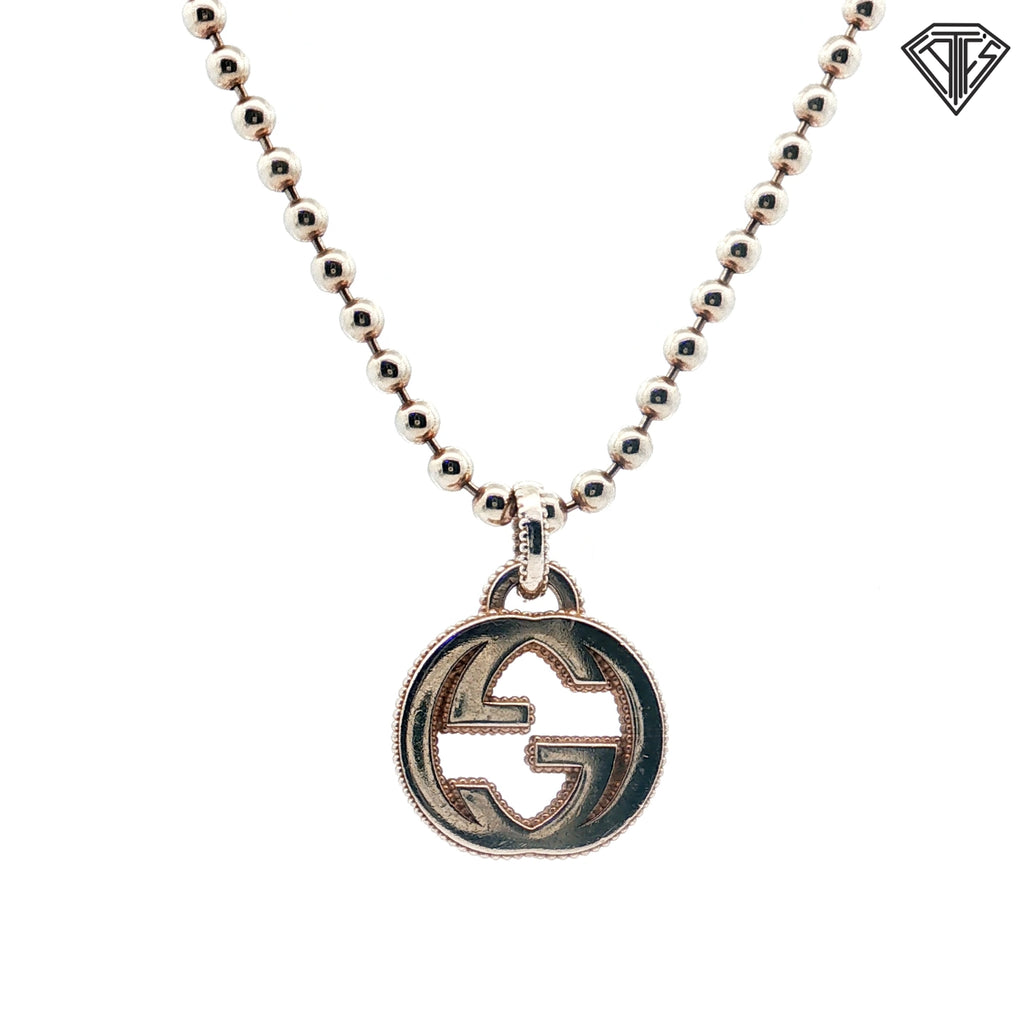 Pre-Loved Gucci Sterling Silver Interlocking GG Logo necklace