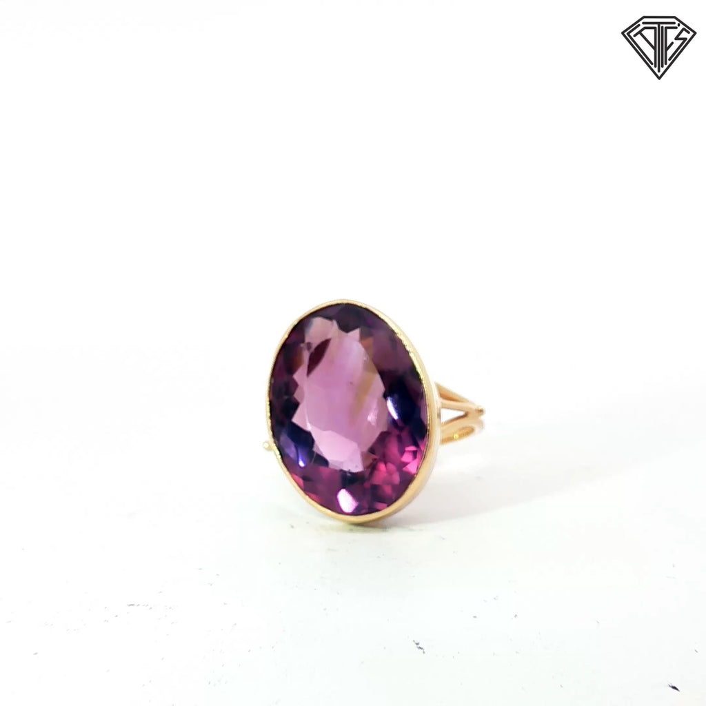 14k Yellow Gold Vintage Oval Amethyst Solitaire Ring Size 5