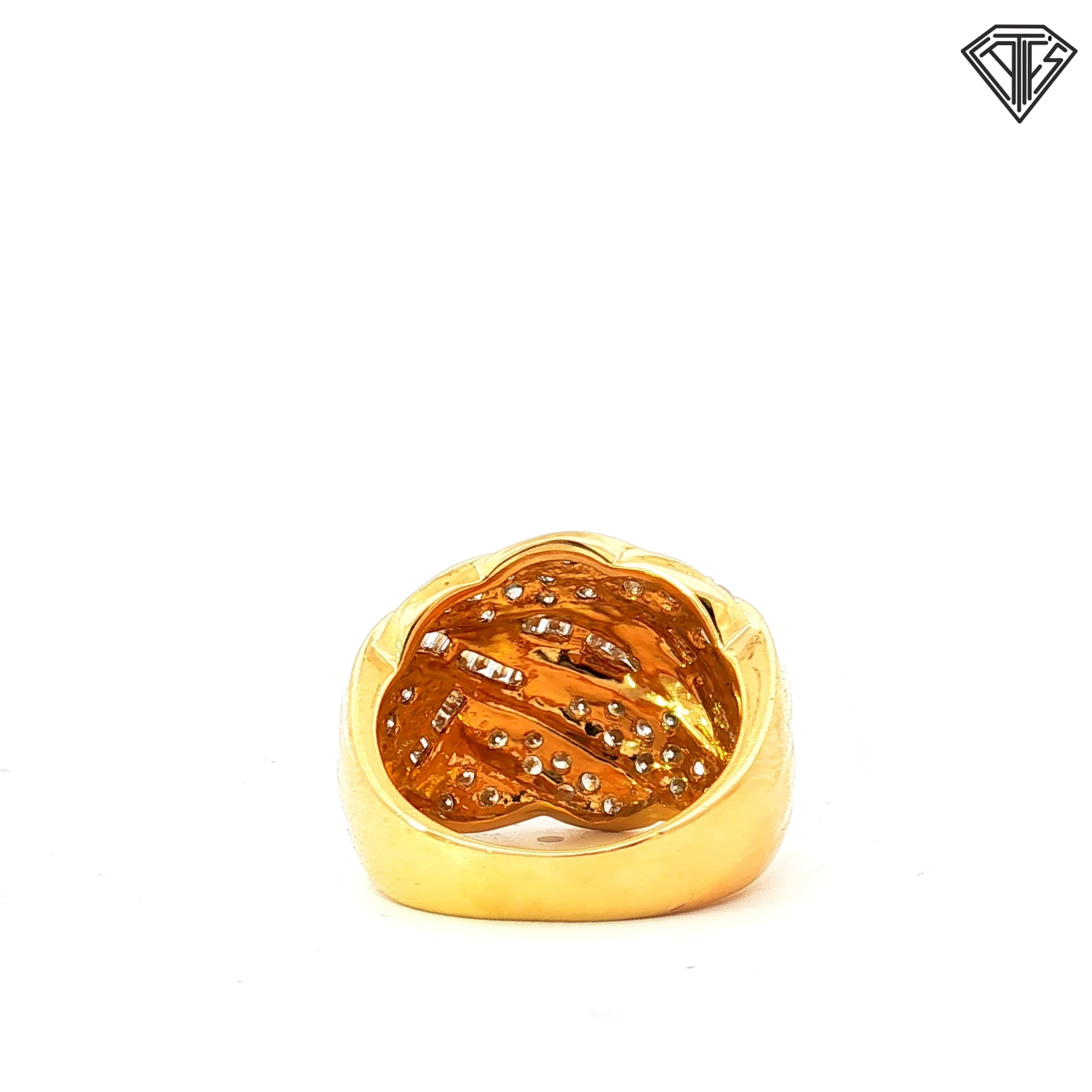 18k Yellow Gold 2.50ct E/F VS1/VS2 Round and Baguette Diamond Estate Woven/ Braided Cocktail Ring  Size 7.5