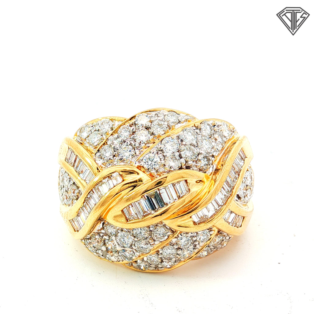 18k Yellow Gold 2.50ct E/F VS1/VS2 Round and Baguette Diamond Estate Woven/ Braided Cocktail Ring  Size 7.5