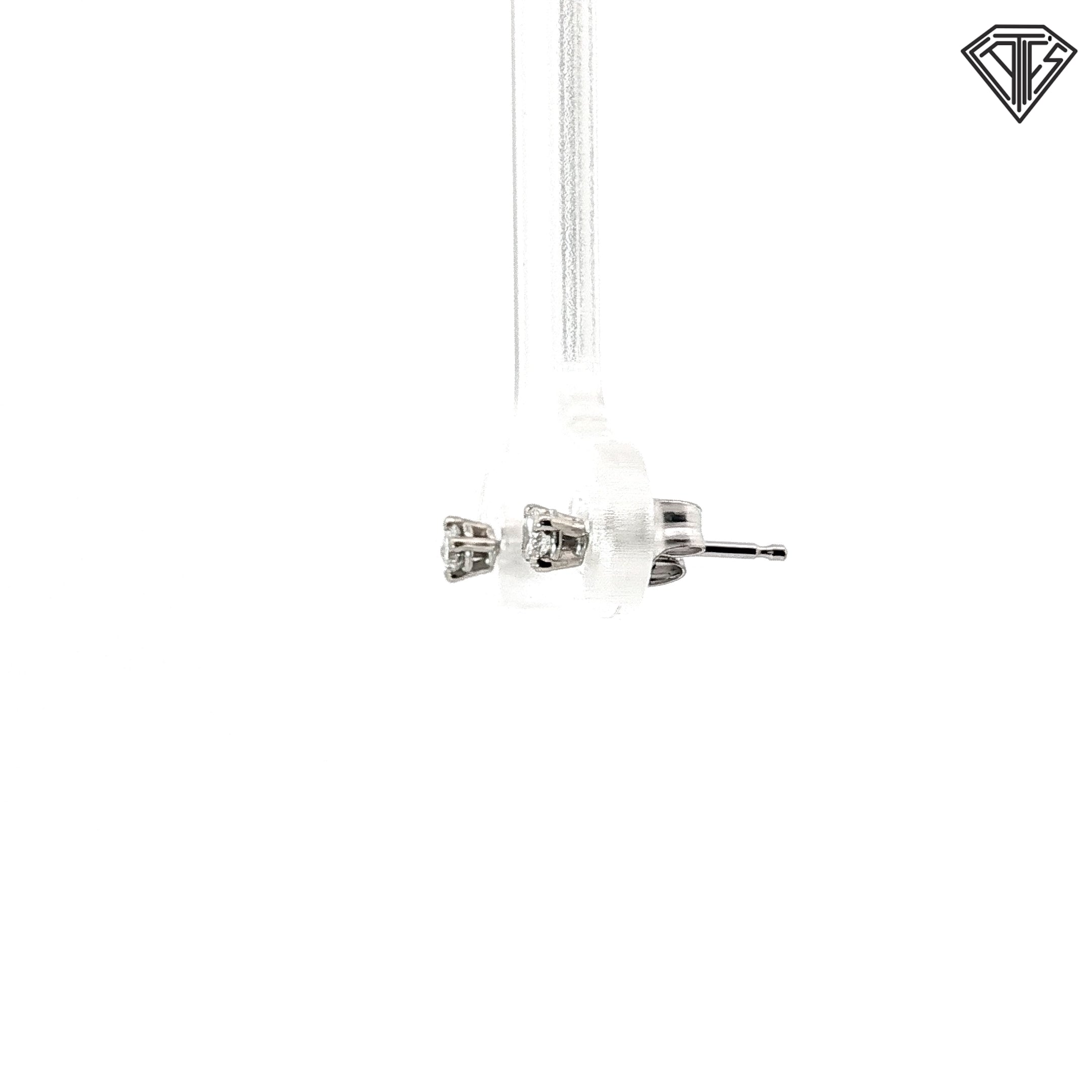 14k White Gold .10ct G SI1 Round Diamond Stud Earrings
