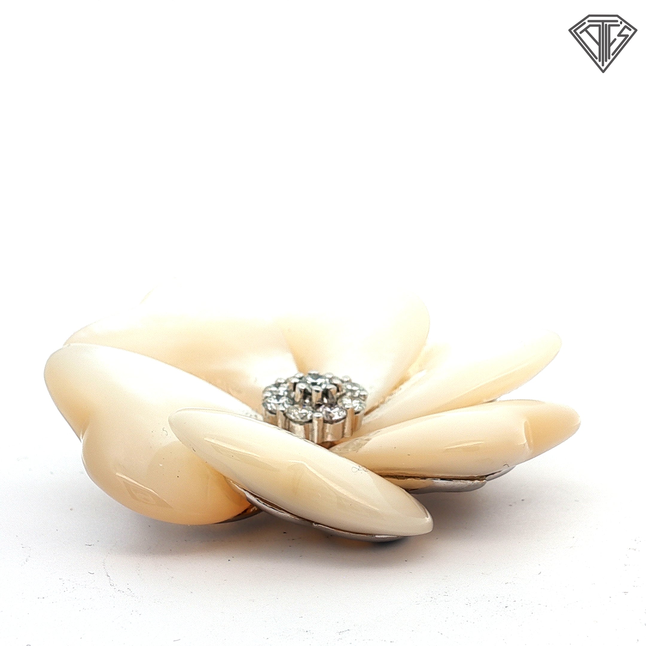 18k White Gold 1.00ct F SI1 Round Diamond (6) Mother of Pearl Heart Pedal Flower Pendant /Pin / Brooch / 44 gram