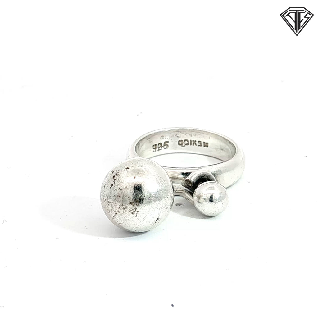 Mexican Sterling Silver Spinner Ring 8.6 gram Size 7