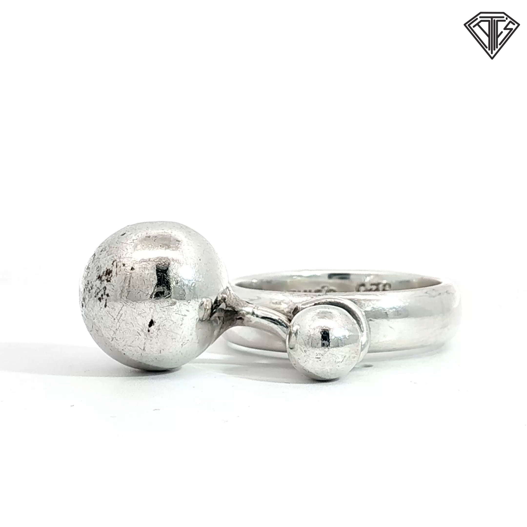 Mexican Sterling Silver Spinner Ring 8.6 gram Size 7