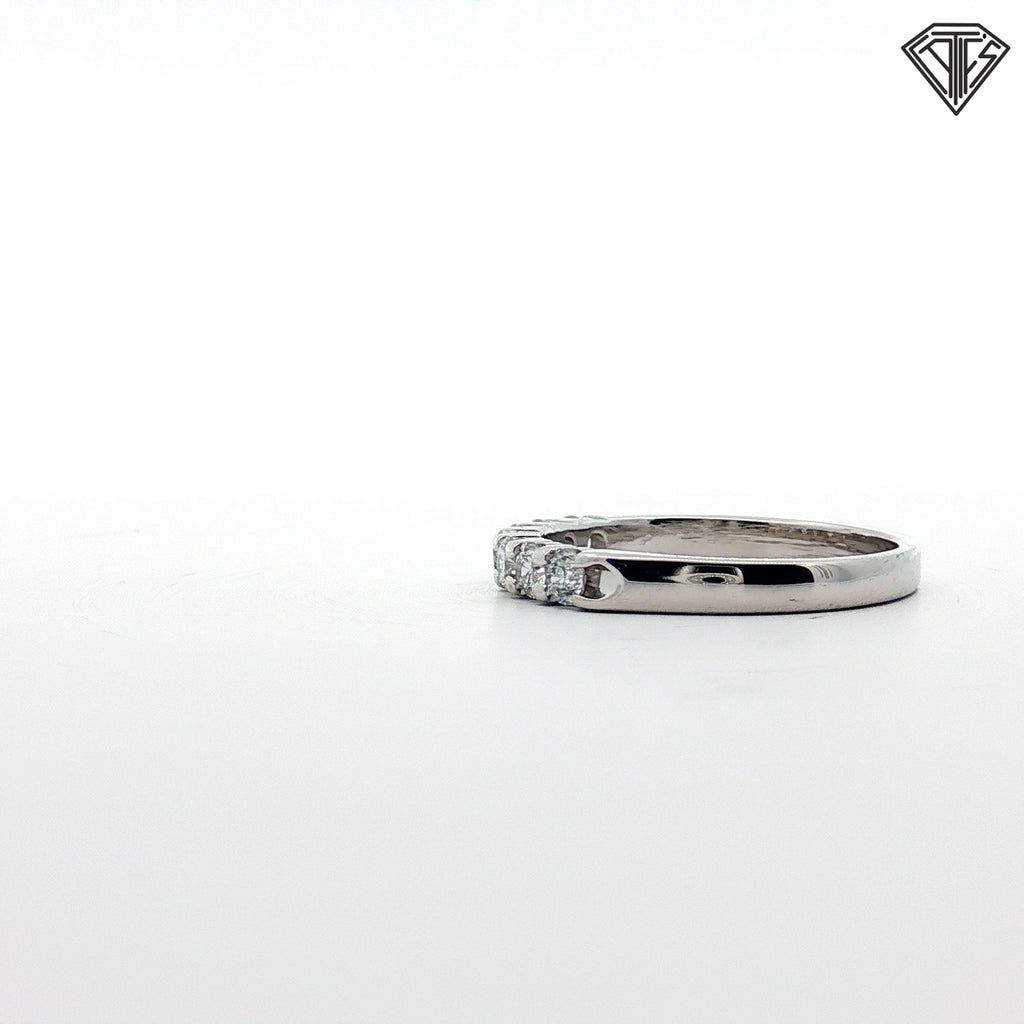 14k White Gold .75ct G VS2 (7) Round Diamond Wedding Band Size 7.5