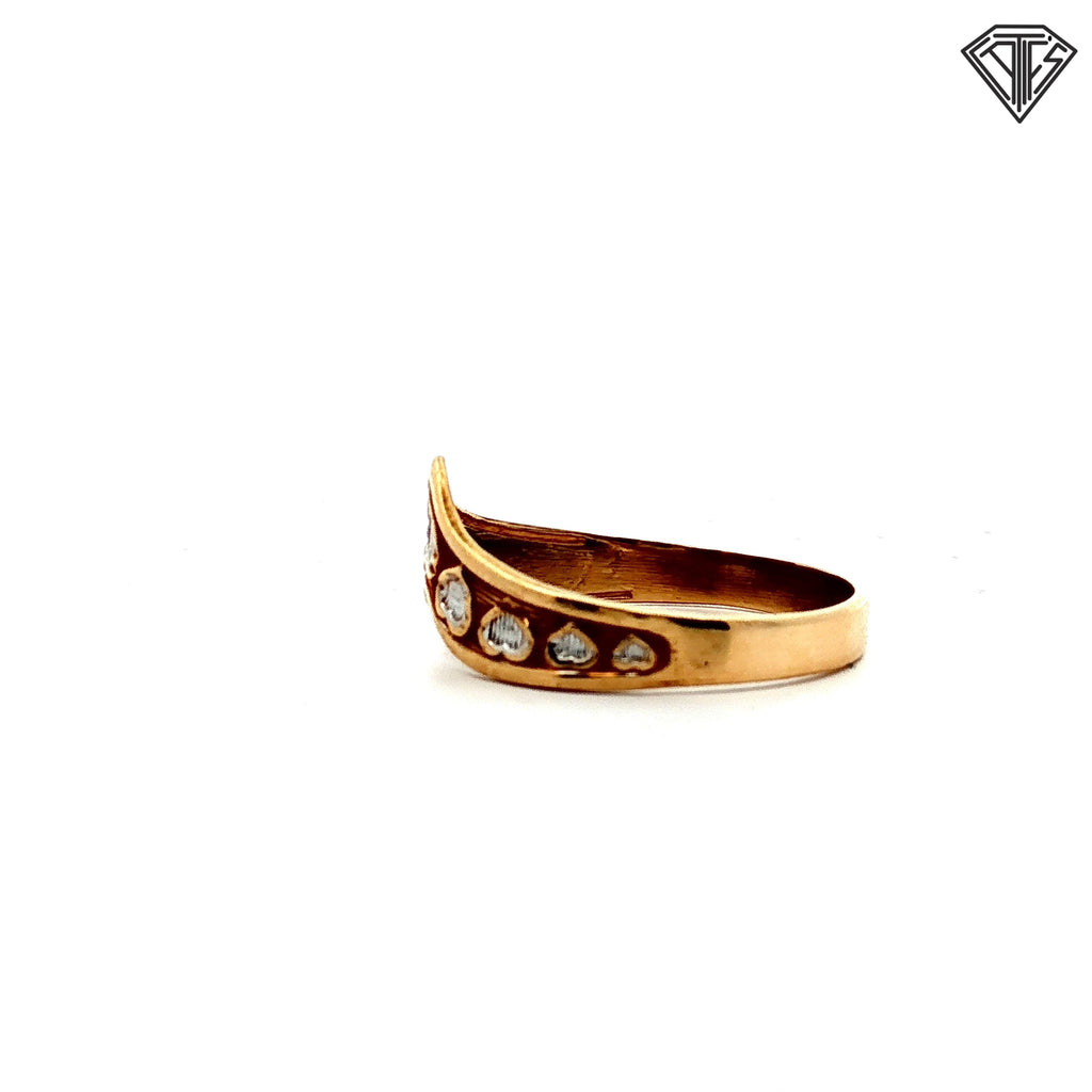 14k Two Tone V Shaped Stackable Ring 1.8 gram Size 7.5