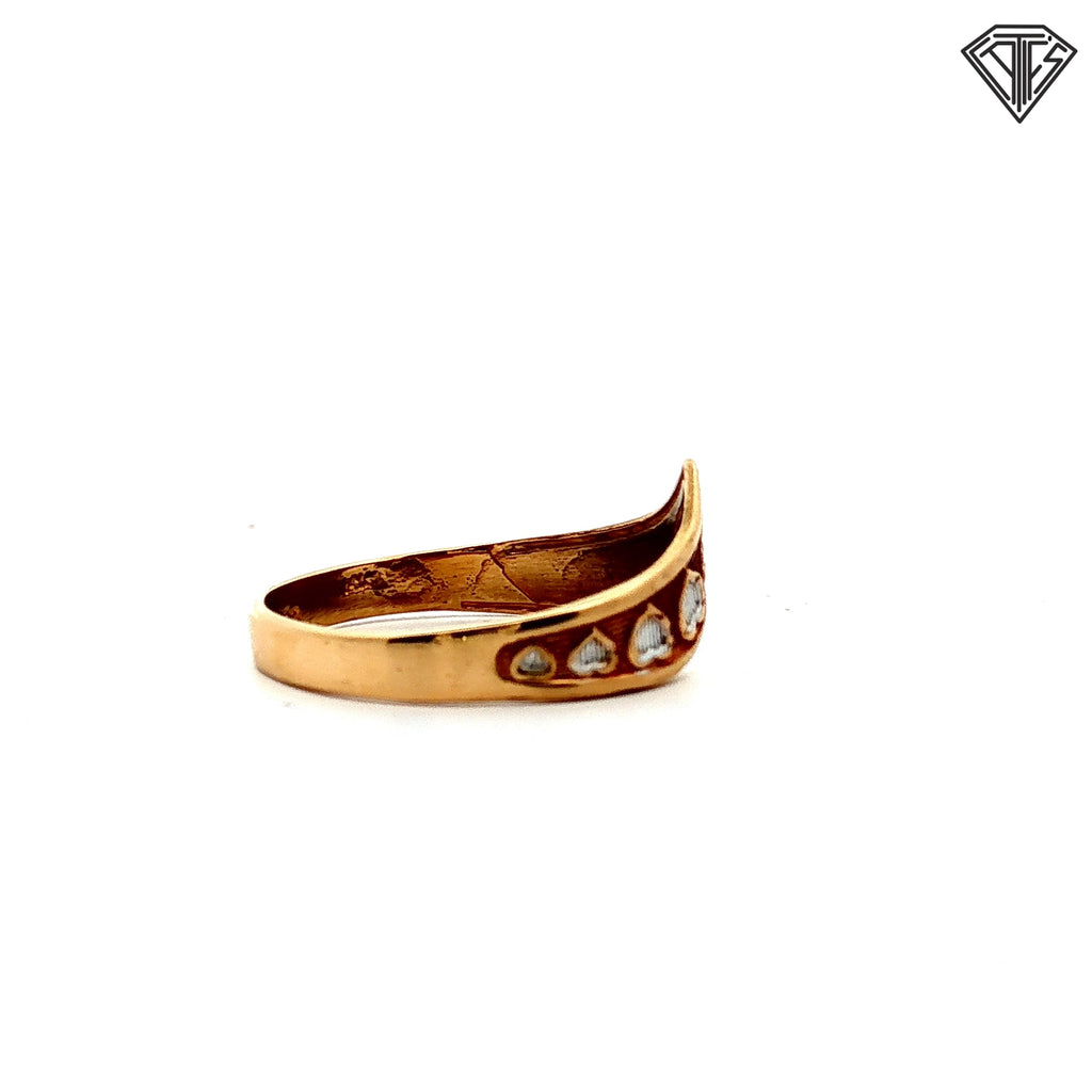 14k Two Tone V Shaped Stackable Ring 1.8 gram Size 7.5
