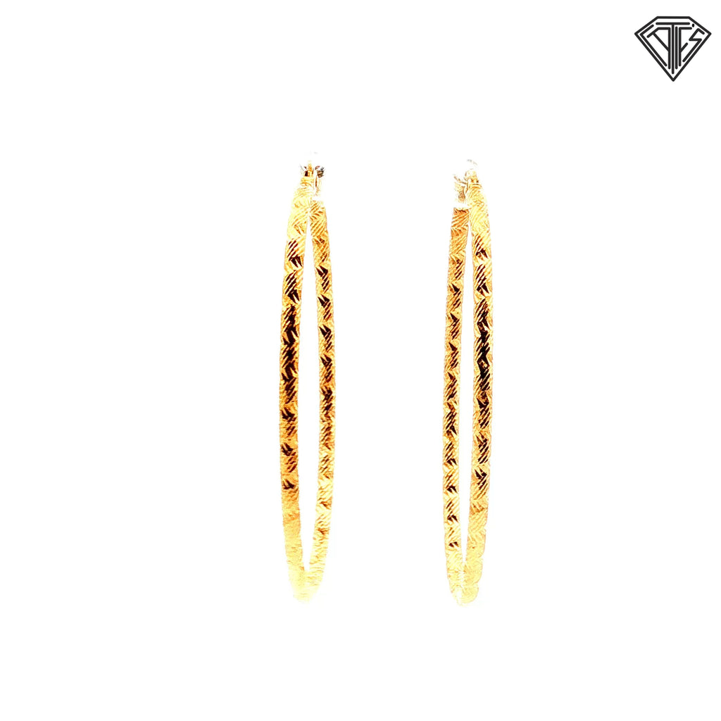 14k Yellow Gold Diamond Cut Oval Hoop 3.3gram 2.39mm