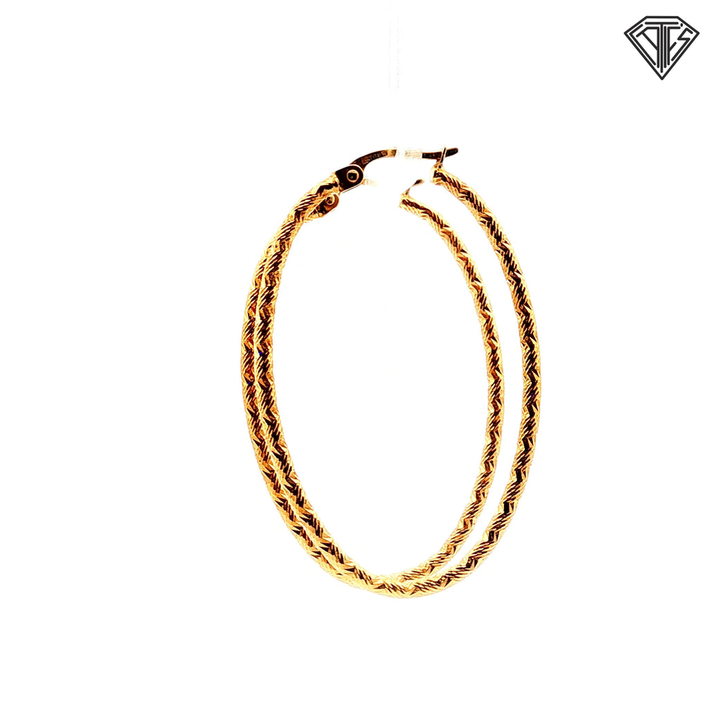 14k Yellow Gold Diamond Cut Oval Hoop 3.3gram 2.39mm
