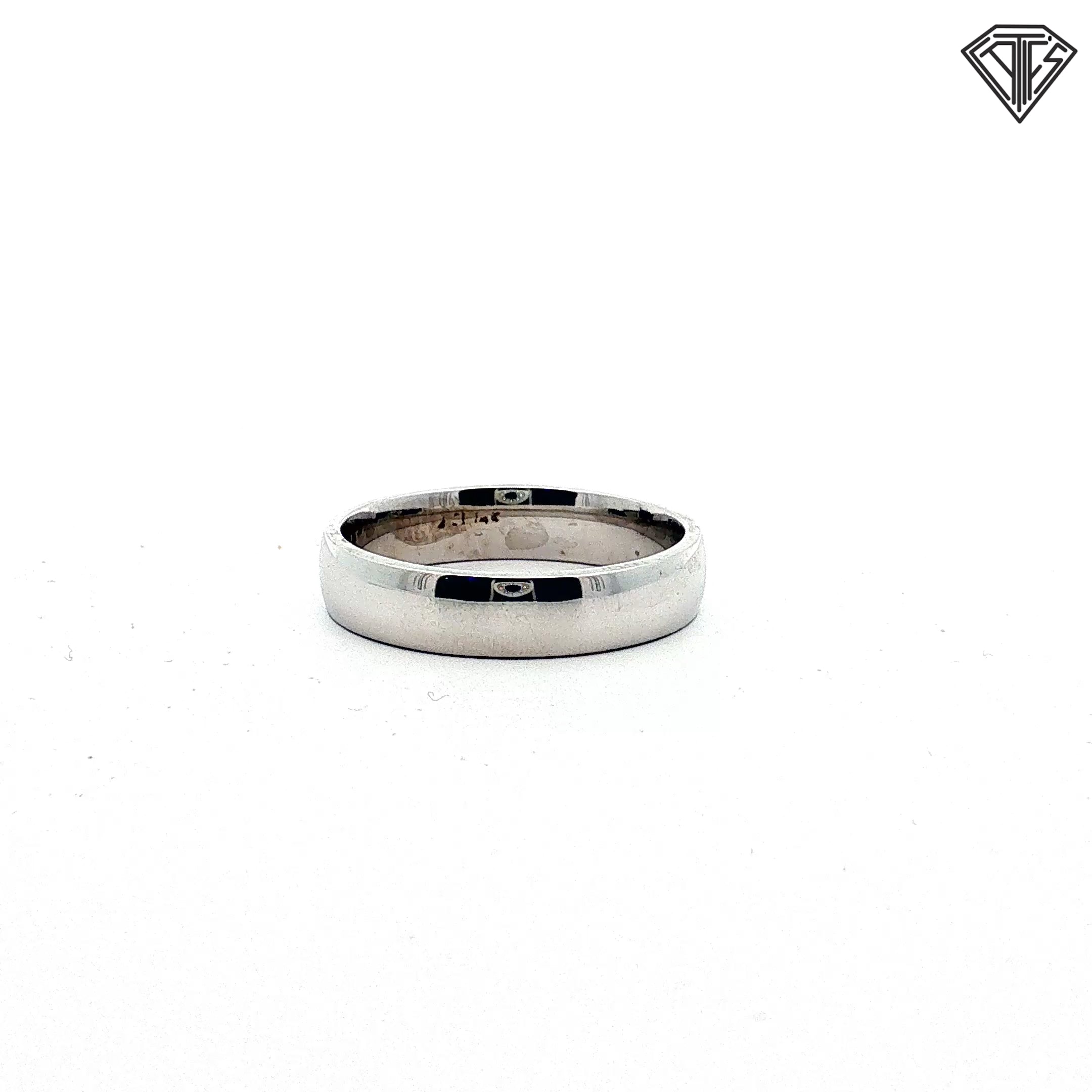 14k White Gold European Comfort-Fit Wedding Band 5.2 gram Size 10