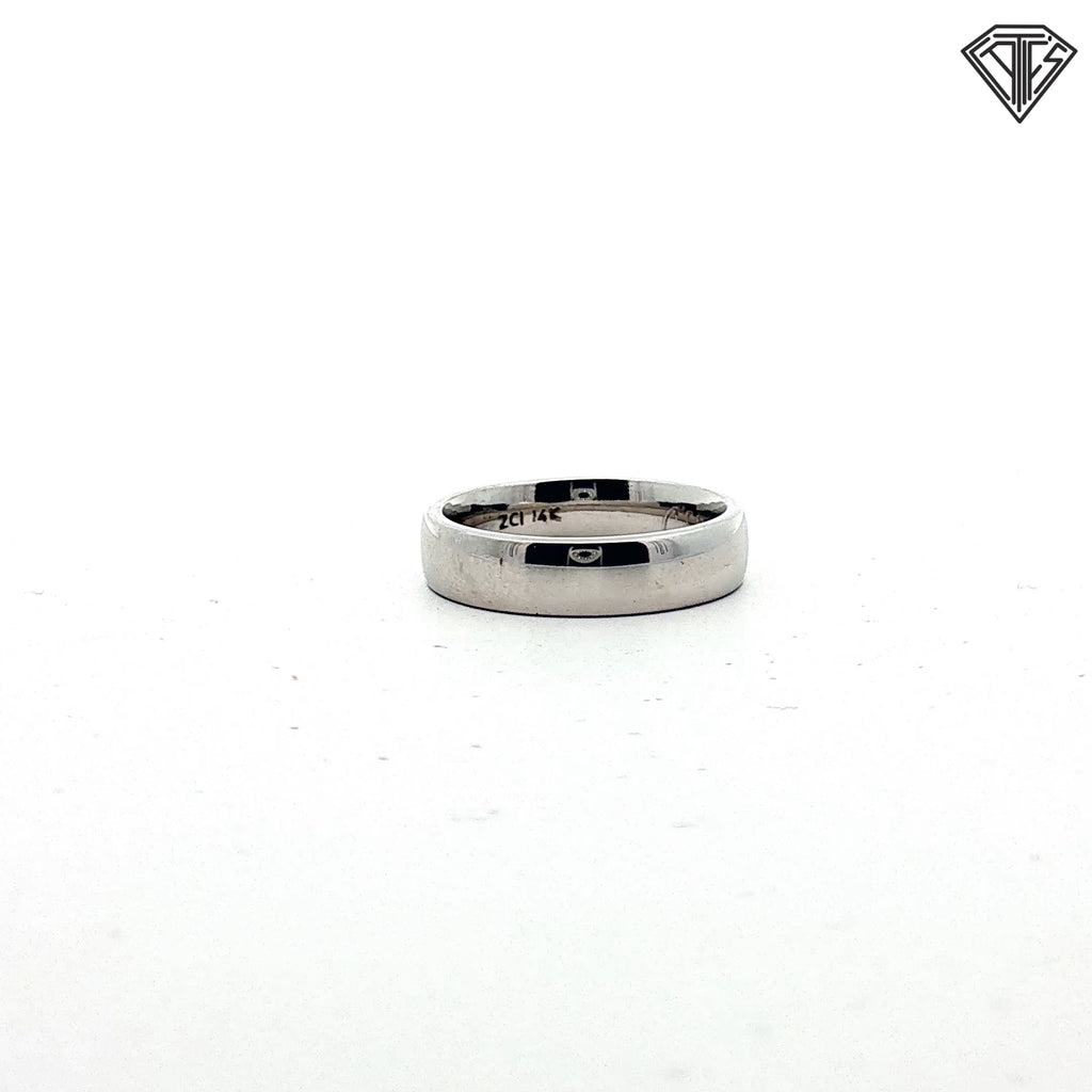 14k White Gold European Comfort-Fit Wedding Band 4.5 gram Size 5.5