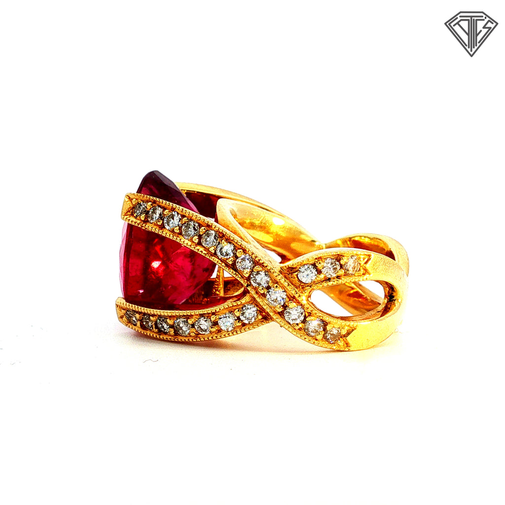 18k Yellow Gold 11.00ct Oval Rubellite Tourmaline / 1.15ct G VS2 Round Diamond Ring Size 5 Signed By Hubert