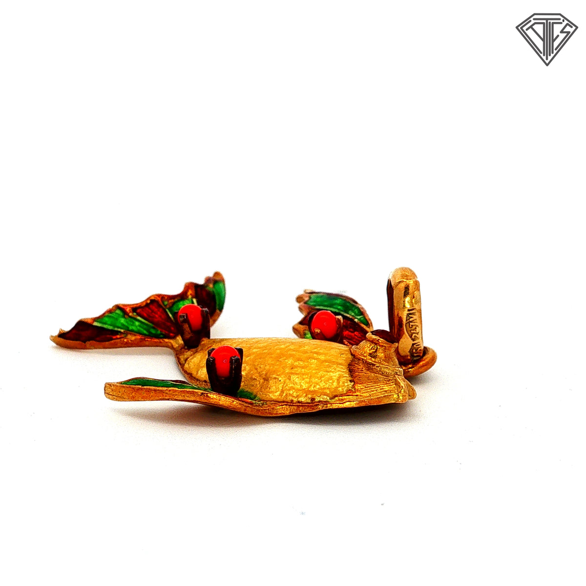 18k Yellow Gold Italian Fish with Enamel and Coral Accents  6 gram /Stamped 247VI