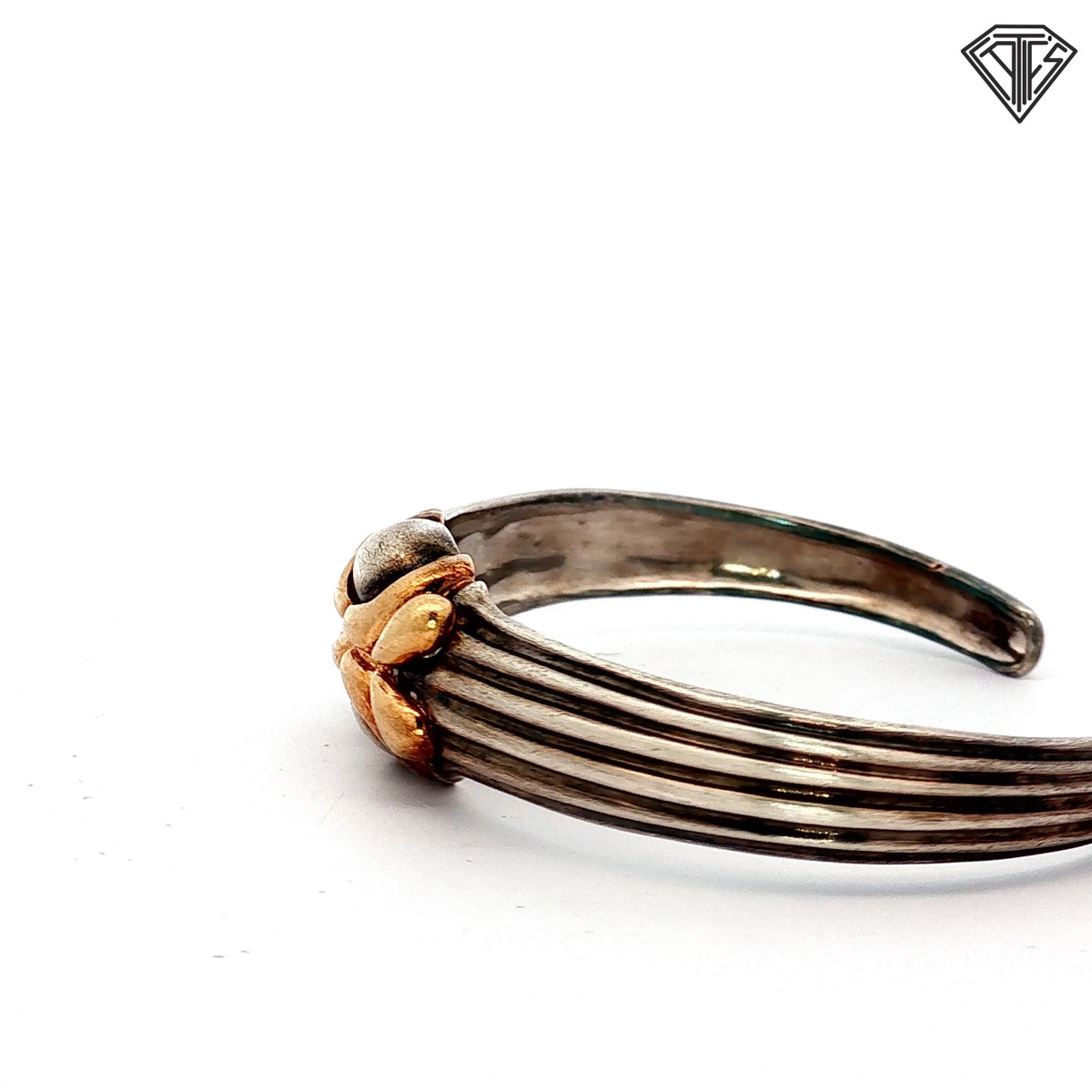 14k Yellow Gold / Silver Hinged Cuff 23.5 gram 6" inch Wrist Size