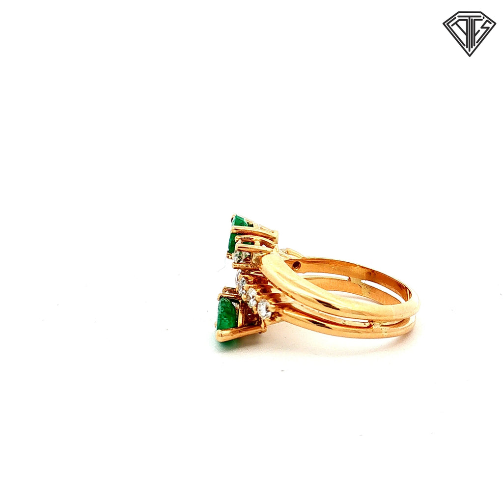 18k Yellow Gold 1.20ct Emerald Pear Shape / .40ct G SI1 Round Diamond Bypass Ring  Size 5.5  6.9 gram