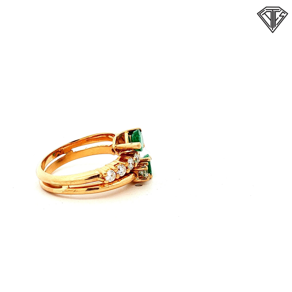 18k Yellow Gold 1.20ct Emerald Pear Shape / .40ct G SI1 Round Diamond Bypass Ring  Size 5.5  6.9 gram