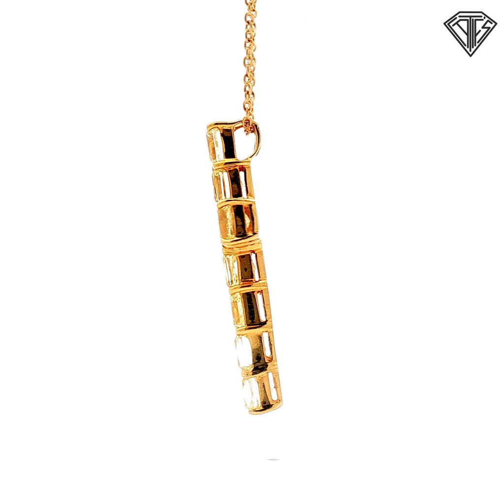 18k Yellow Gold 7.00ct VS2/ SI2 Cut-Cornered Rectangular Natural Yellow Diamond Cross Certified By GIA# 2245004106