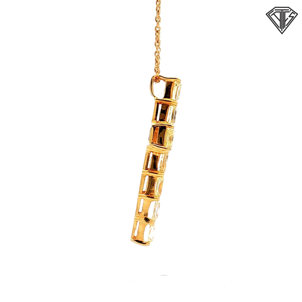 18k Yellow Gold 7.00ct VS2/ SI2 Cut-Cornered Rectangular Natural Yellow Diamond Cross Certified By GIA# 2245004106