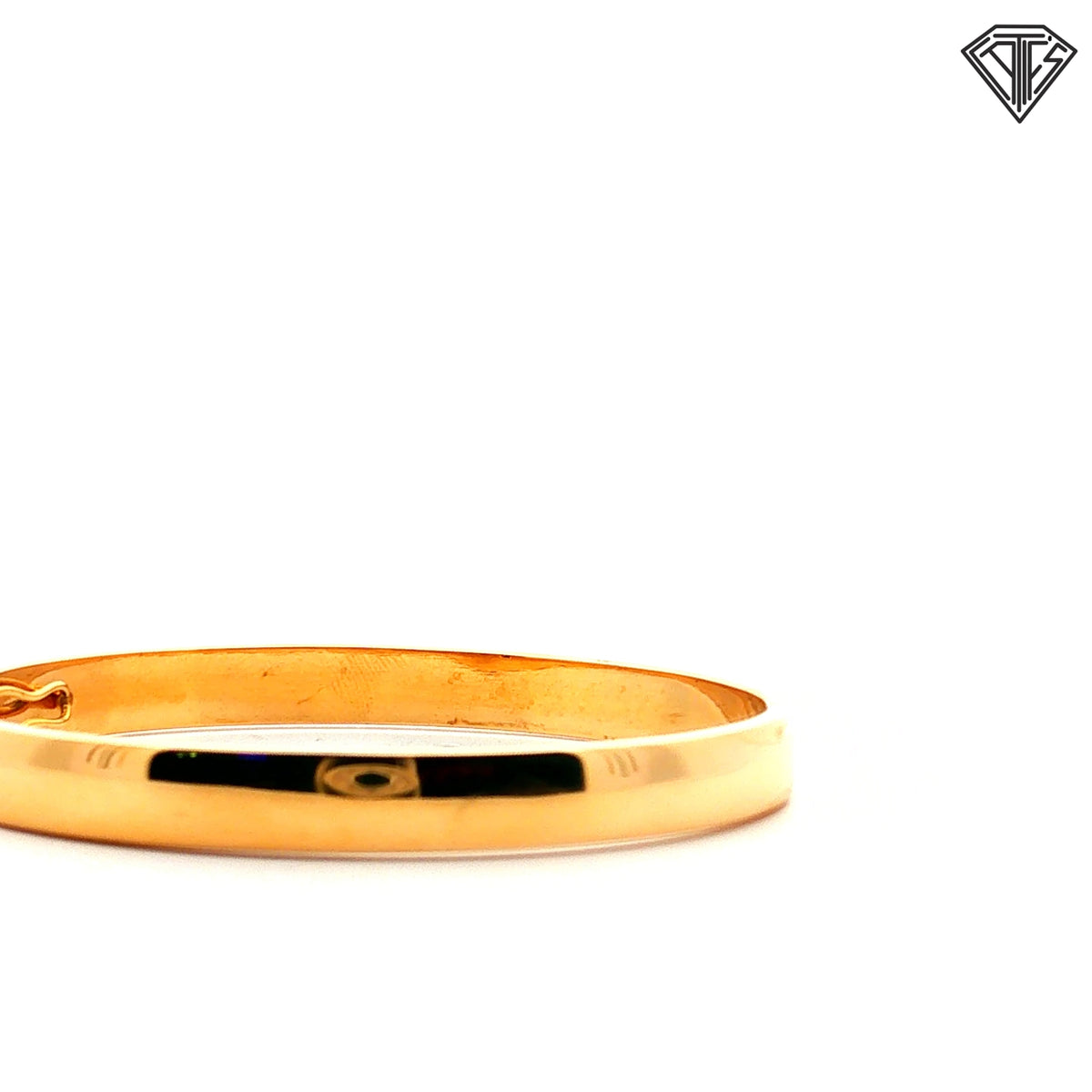 18k Yellow Gold Oval Shaped Bangle Bracelet 6mm 11.7 gram