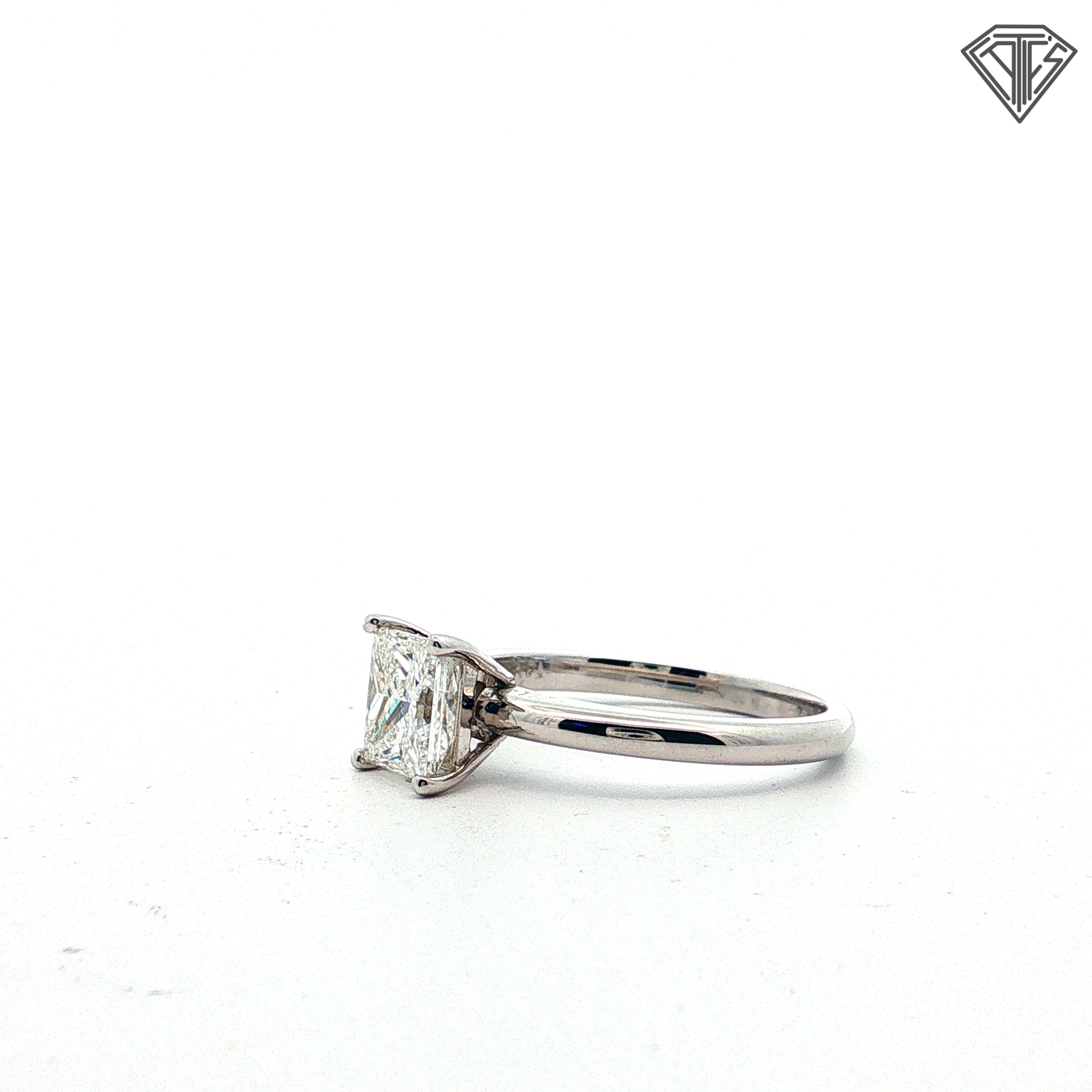14k White Gold 1.51ct I VS2 Rectangular Modified Brilliant Diamond Solitaire Engagement Ring Size 7.5 Certified By GIA # 2221470090