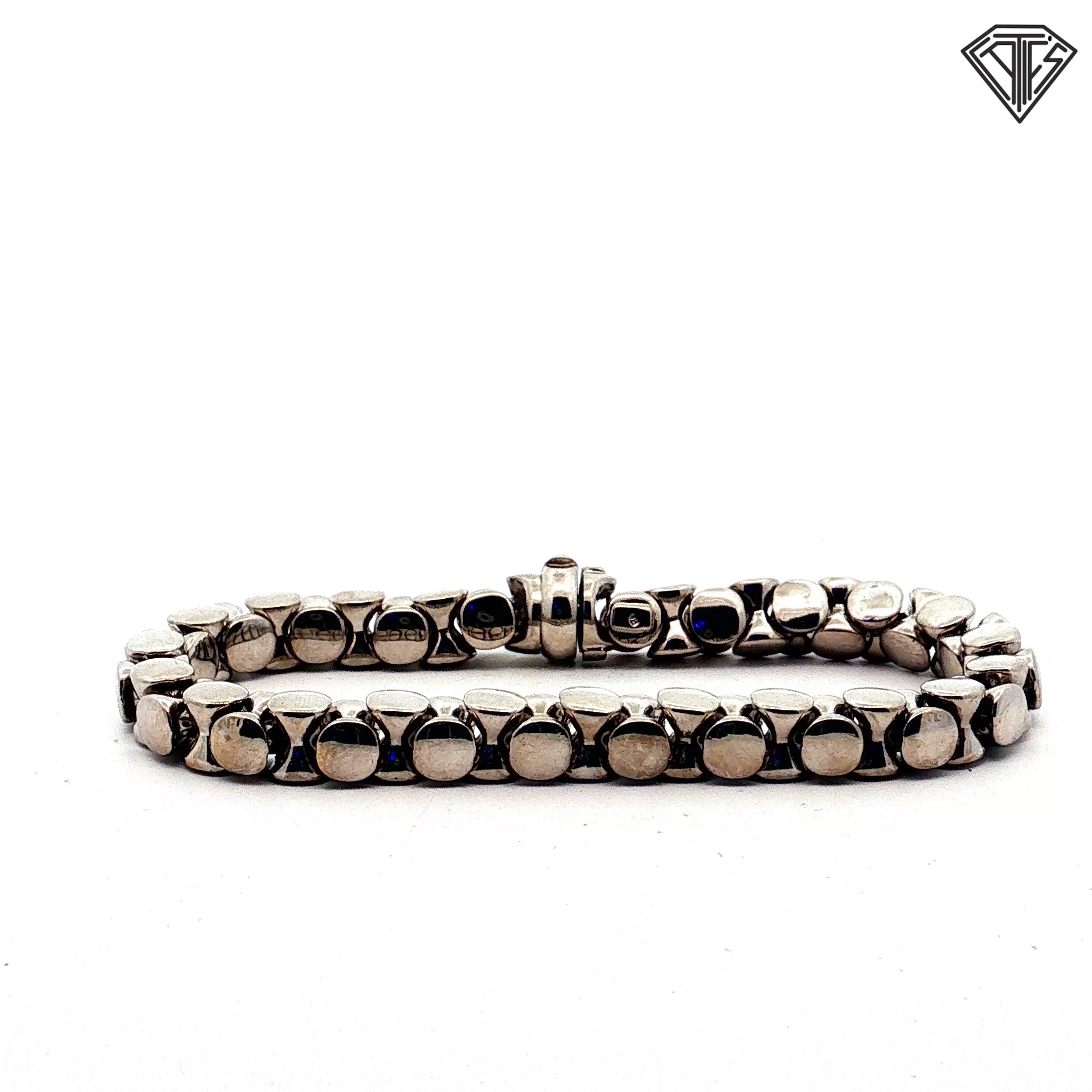 14k White Gold Domed Bead/ Link Bracelet with a Box-Style Clasp Size 30.0 gram  8"inch