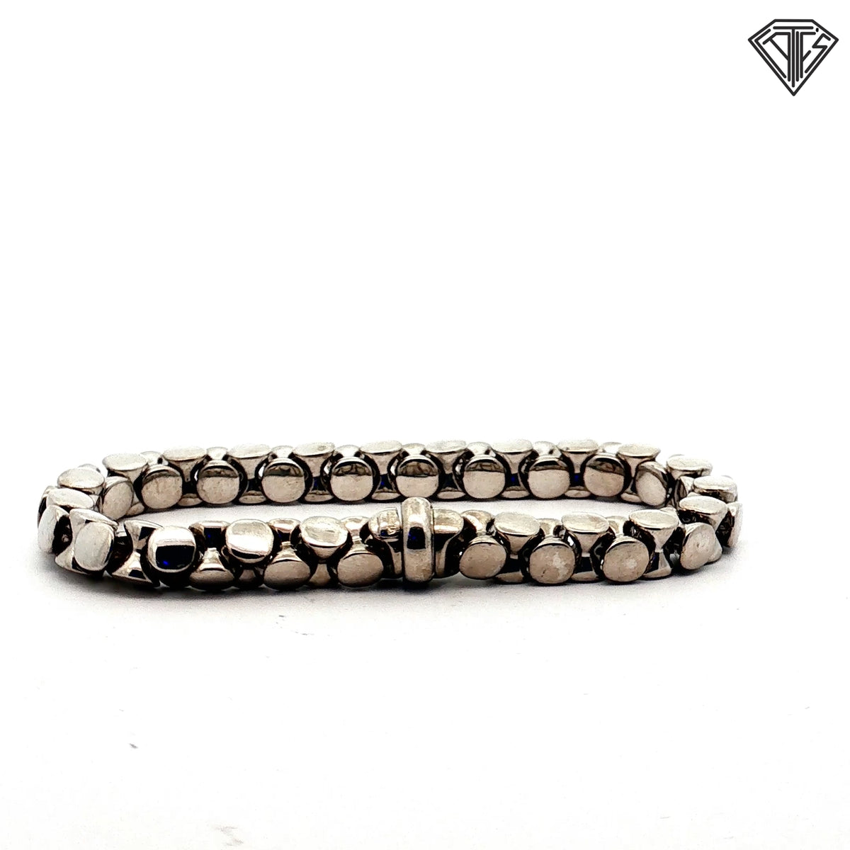 14k White Gold Domed Bead/ Link Bracelet with a Box-Style Clasp Size 30.0 gram  8"inch