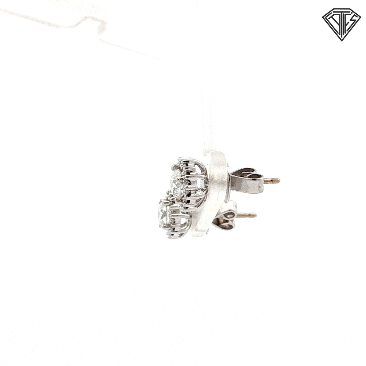 14k White Gold .80ct F SI1 Round Center/ .20ct F SI1 Halo Diamond Total Diamond Weight (1.00ct) Stud Earrings