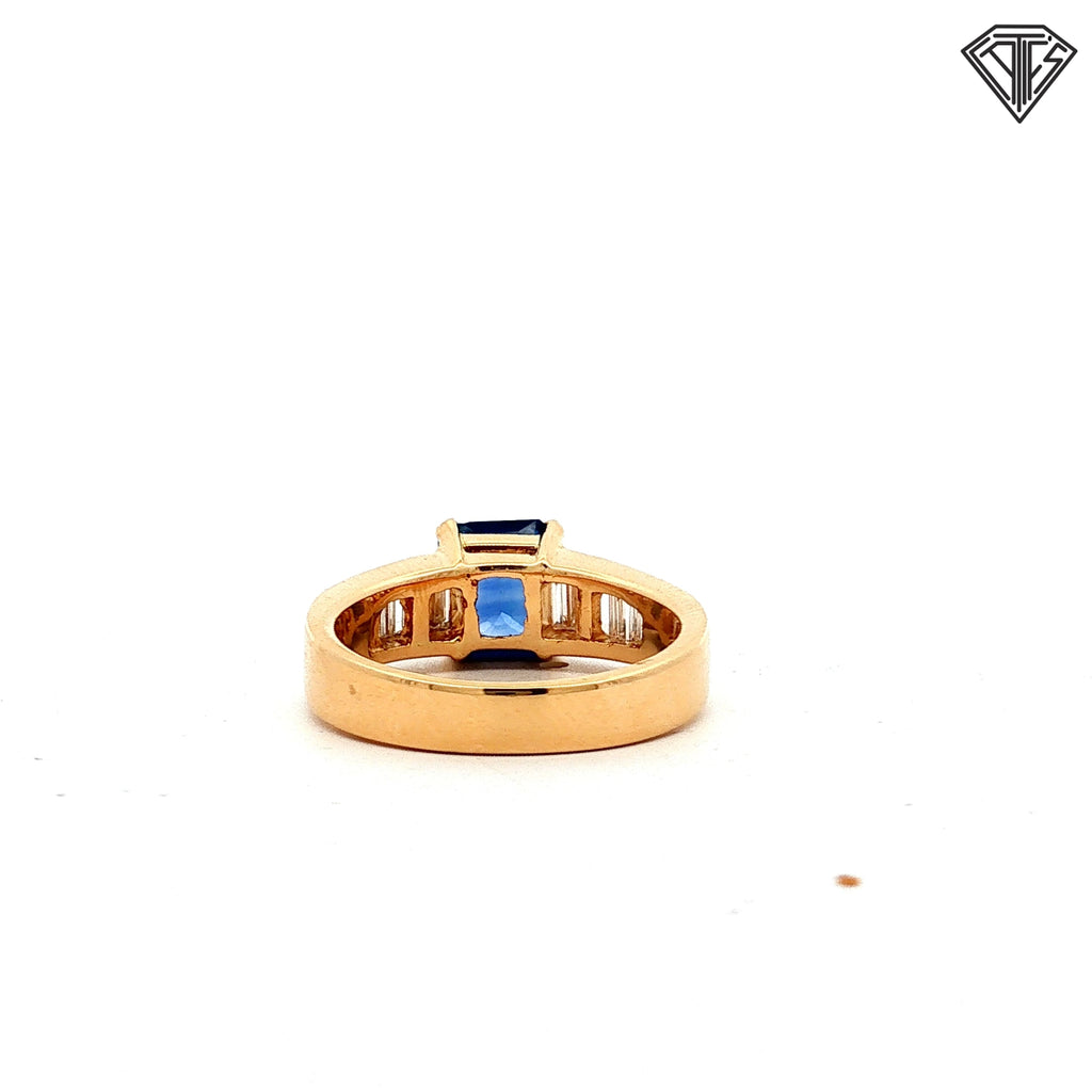 18k Yellow Gold 1.91ct Octagonal Blue Sapphire Sri Lanka/ .80ct F VS1 Baguette Diamond Ring Size 7 Certified By GIA #2241044811