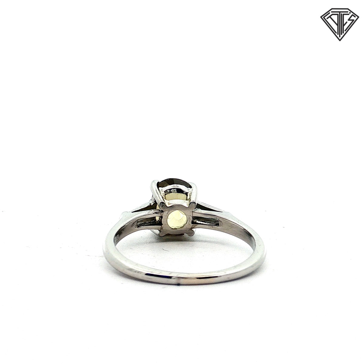Platinum 2.02ct Oval Alexandrite / .25ct G VS2 Tapered Baguette Diamond on the Side Ring Size 6.5 Certified by GIA #2233998258