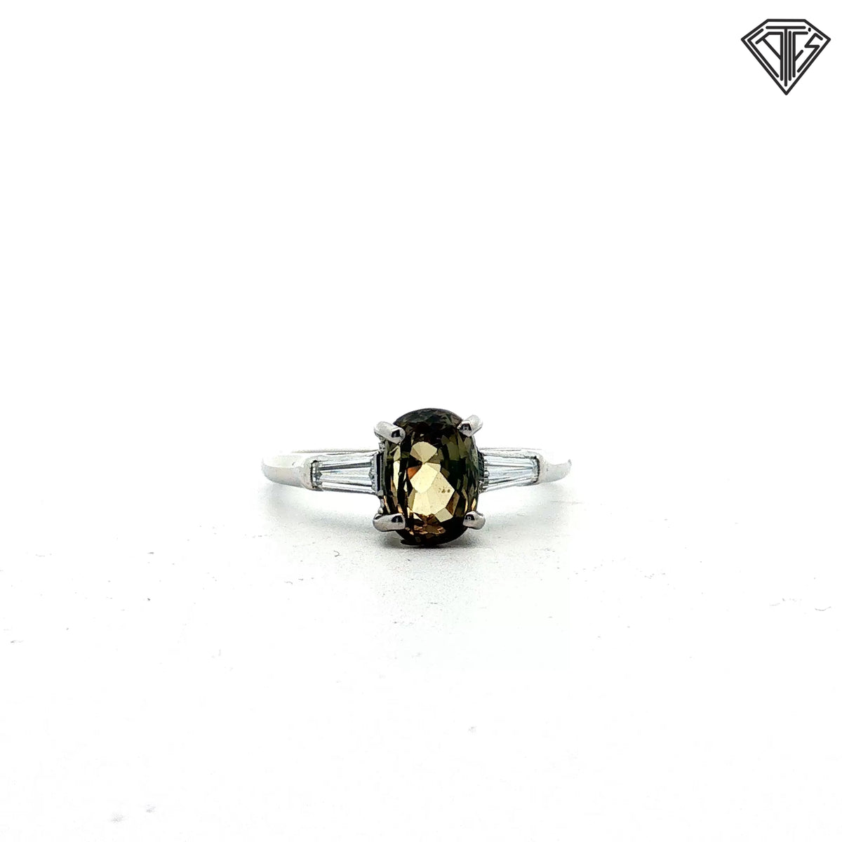 Platinum 2.02ct Oval Alexandrite / .25ct G VS2 Tapered Baguette Diamond on the Side Ring Size 6.5 Certified by GIA #2233998258