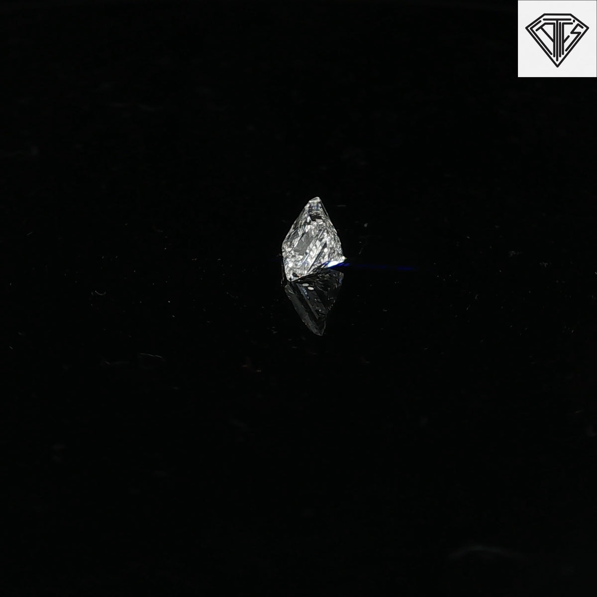 1.05ct J SI1 Square Modified Brilliant Loose Diamond Certified By GIA # 5241082452