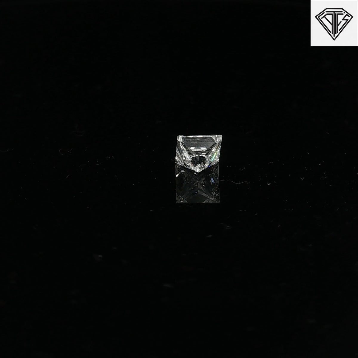 1.05ct J SI1 Square Modified Brilliant Loose Diamond Certified By GIA # 5241082452