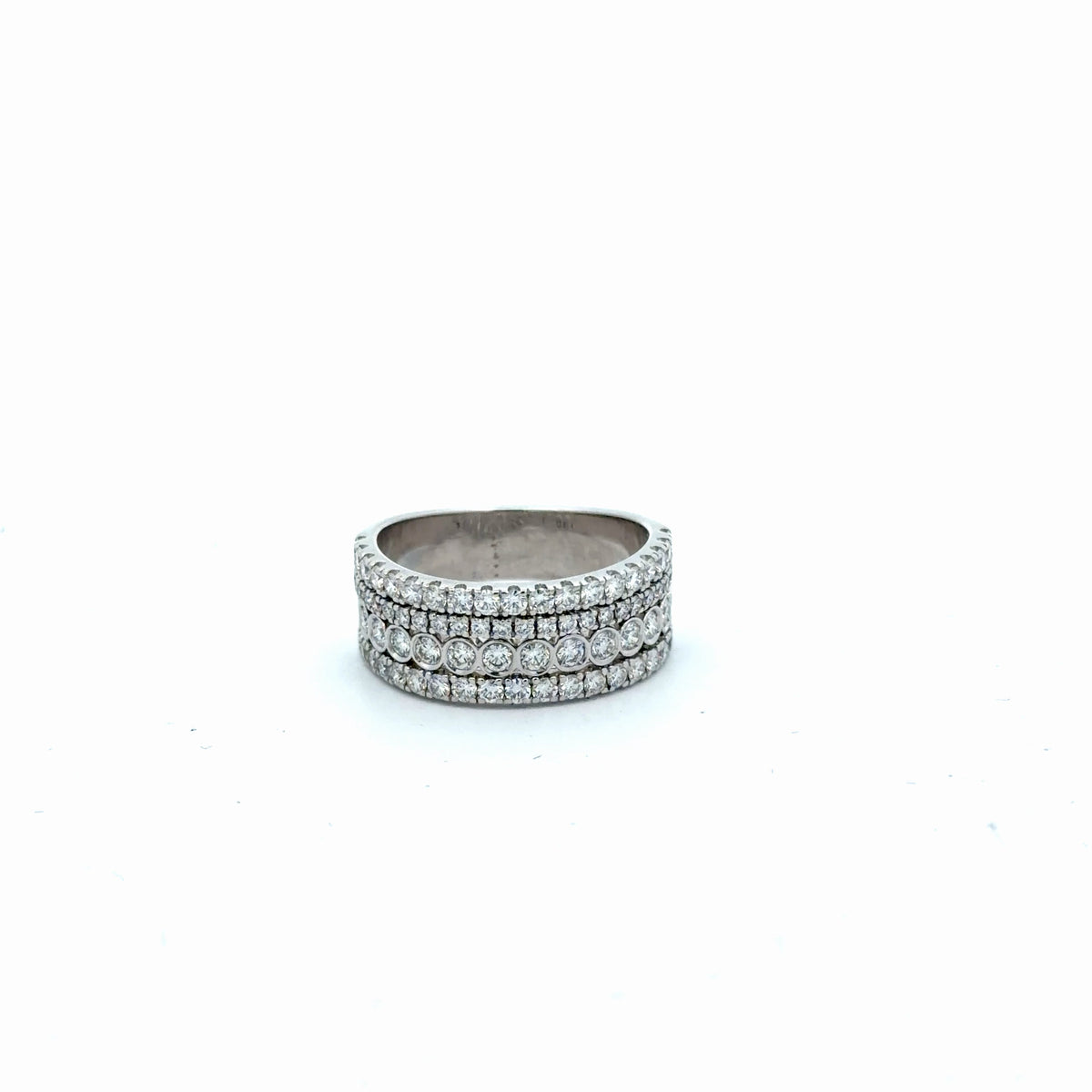 18k White Gold 1.00ct E VS2 Round Diamond (4) Row Ring 6 gram Size 6.5