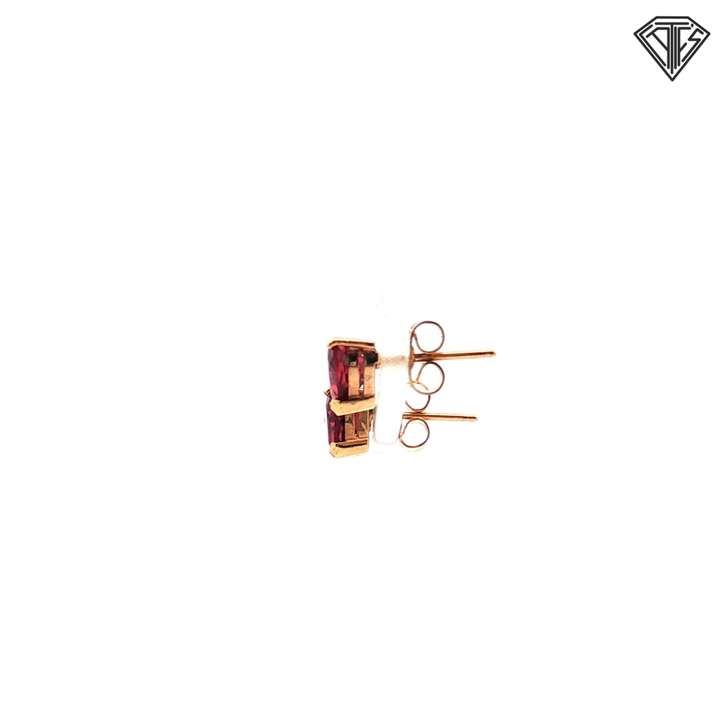 14k Yellow Gold 1.00ct Heart Shape Garnet Stud Earrings  6 x 6
