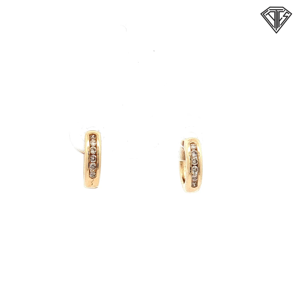 14k Yellow Gold .10ct G SI1 Round Diamond Ex Small Huggie Earrings  1.8 gram