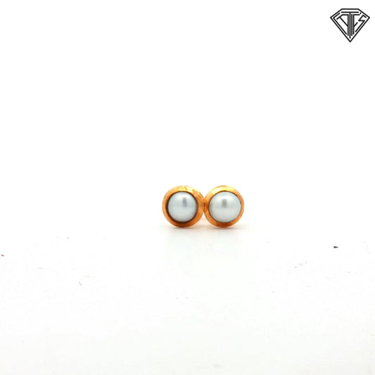 18k Yellow Gold Round Mabe Pearl Stud Earrings 0.9 gram