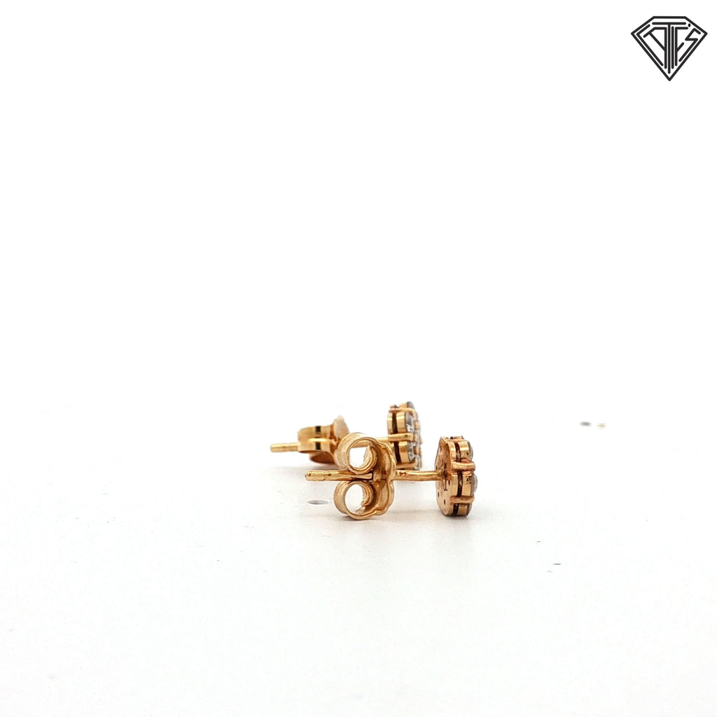 14k Yellow Gold .30ct H SI1 Round Diamond Flower Cluster Stud Earrings
